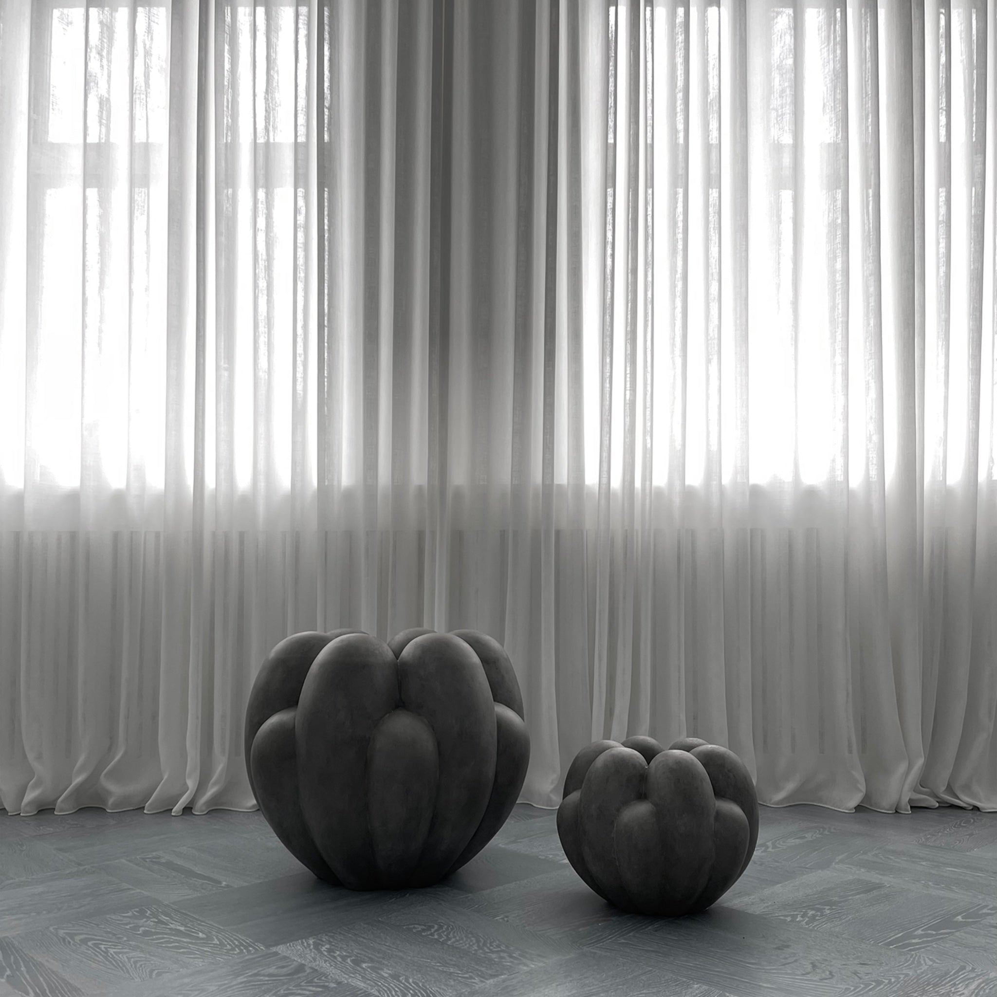 Bloom Vase, Big - Dark Grey - 101 CPH