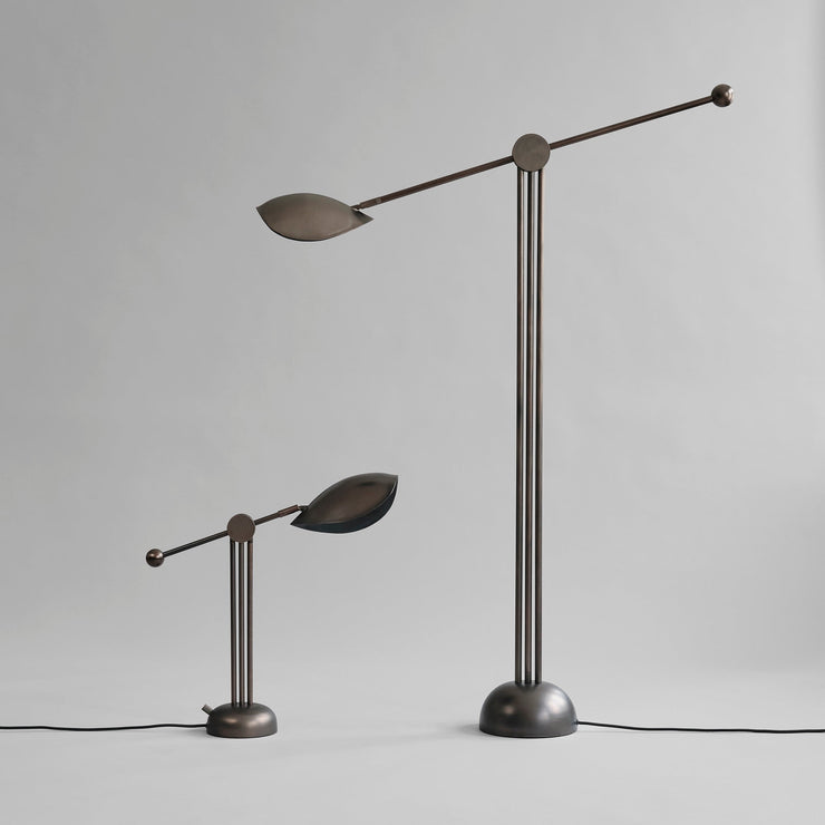 Stingray Floor Lamp - Bronze - 101 CPH