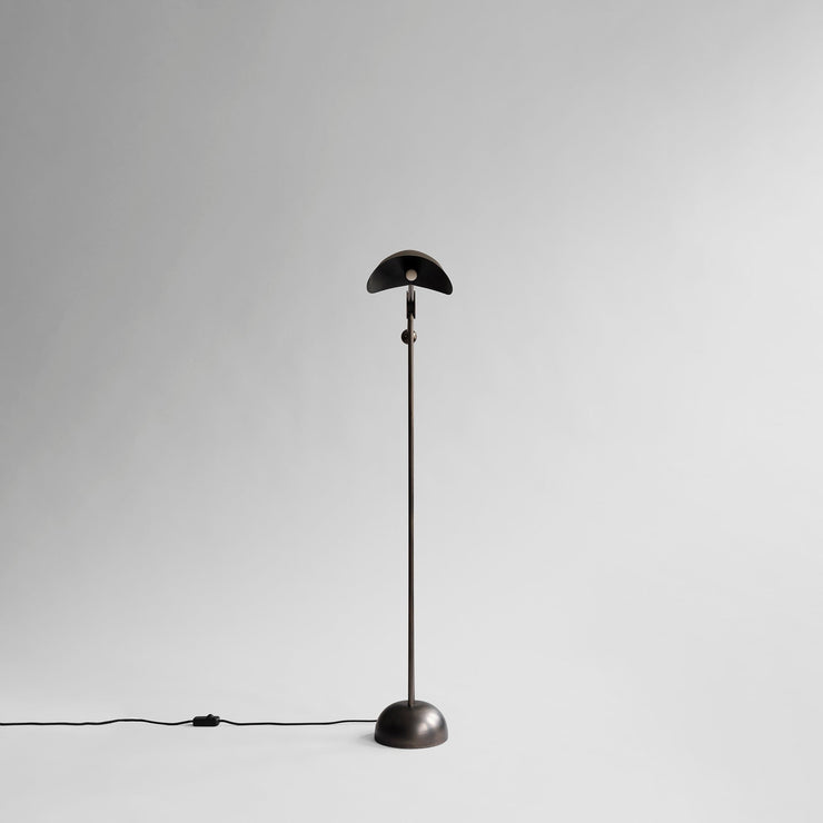 Stingray Floor Lamp - Bronze - 101 CPH