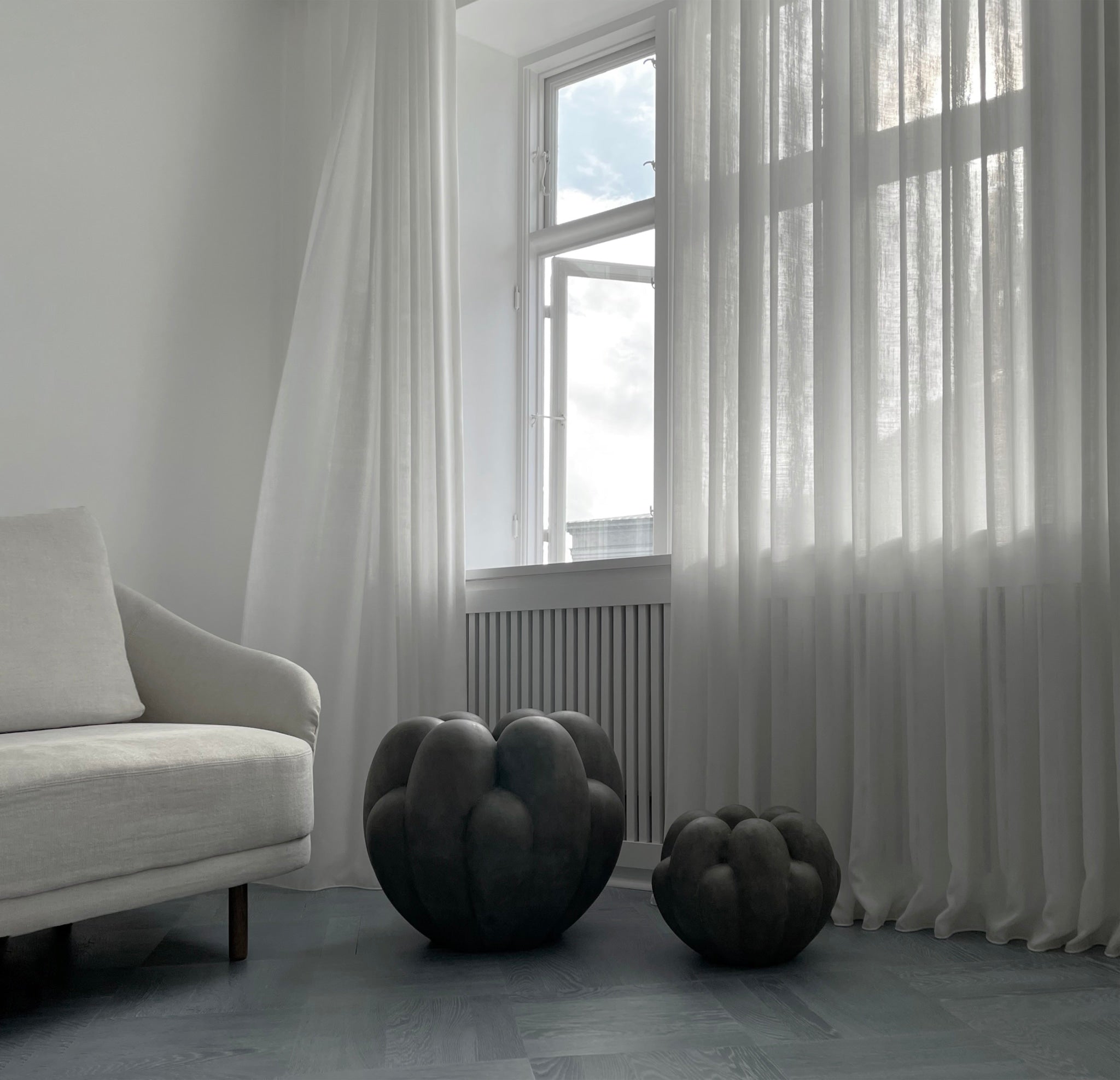 Bloom Vase, Big - Dark Grey - 101 CPH