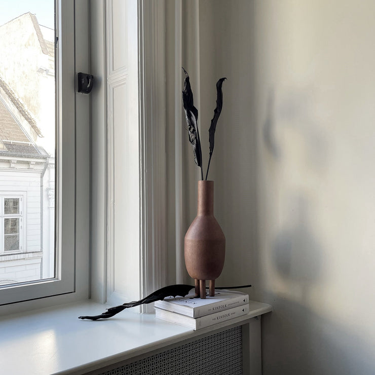 Duck Vase, Slim - Terracotta - 101 CPH