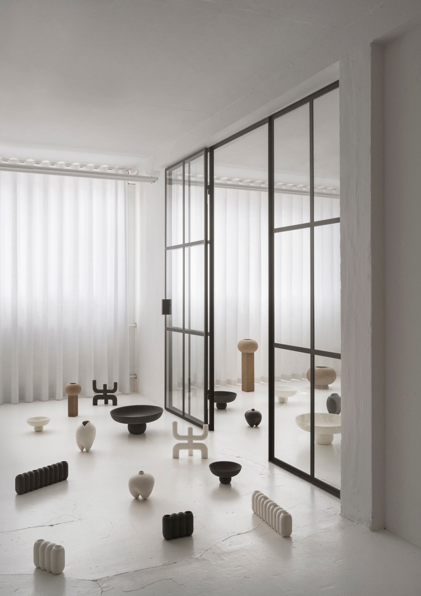 Empire Vase, Big - Sand - 101 CPH